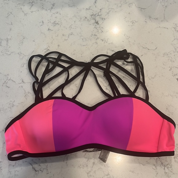 PINK Victoria's Secret | Strappy Color Block Cage Bikini Swim Top Pink/Purple - Picture 2 of 4